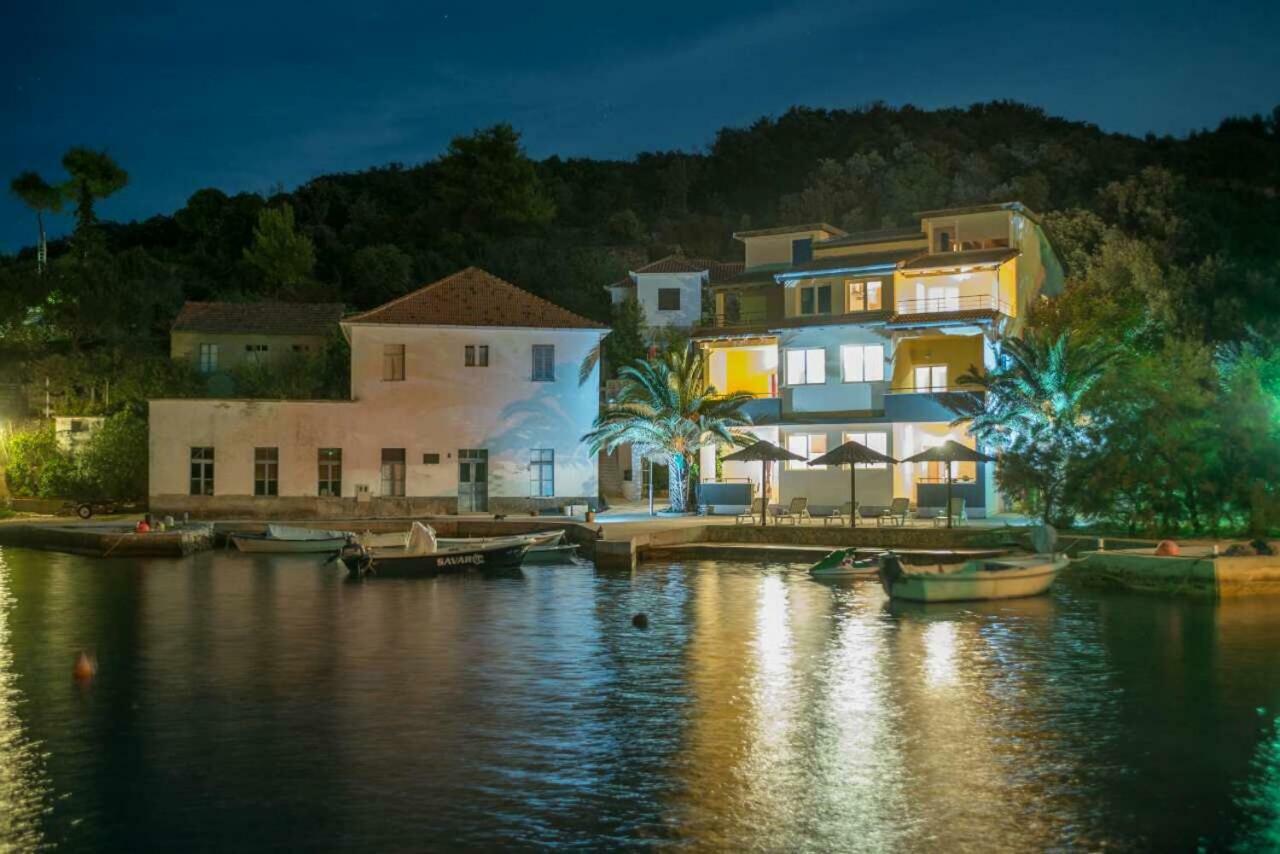 Apartments Savar - Ilo Brbinj Exteriér fotografie
